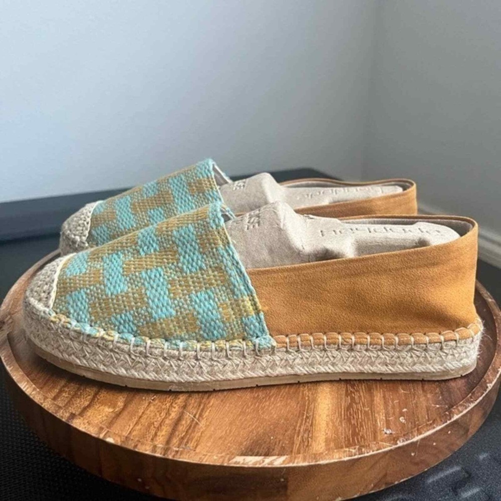 Maxim Yellow and Blue Woven espirdrilles sz 8.5 preloved great condtion - Picture 2 of 5
